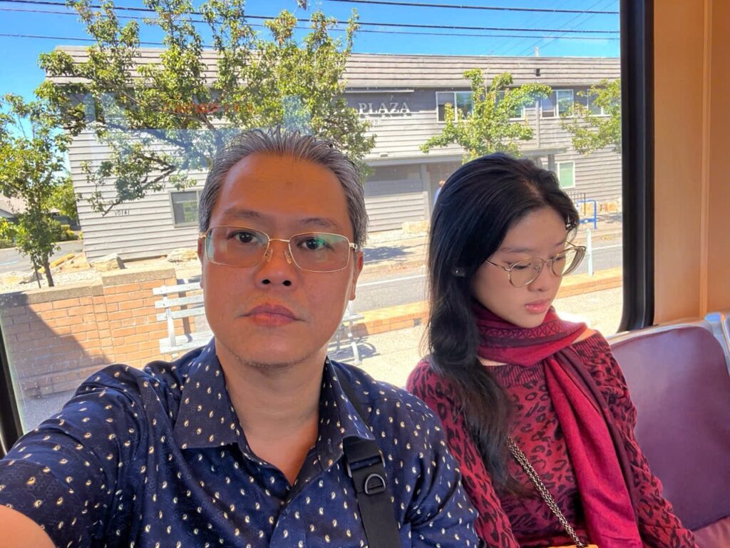 TRẢI NGHIỆM TÀU ĐIỆN TRIỂN VỌNG TẠI PORTLAND CÙNG THẺ HOP FASTPASS® – HƯỚNG DẪN CHO NGƯỜI MỚI 2 TRẢI NGHIỆM TÀU ĐIỆN TRIỂN VỌNG TẠI PORTLAND CÙNG THẺ HOP FASTPASS® – HƯỚNG DẪN CHO NGƯỜI MỚI