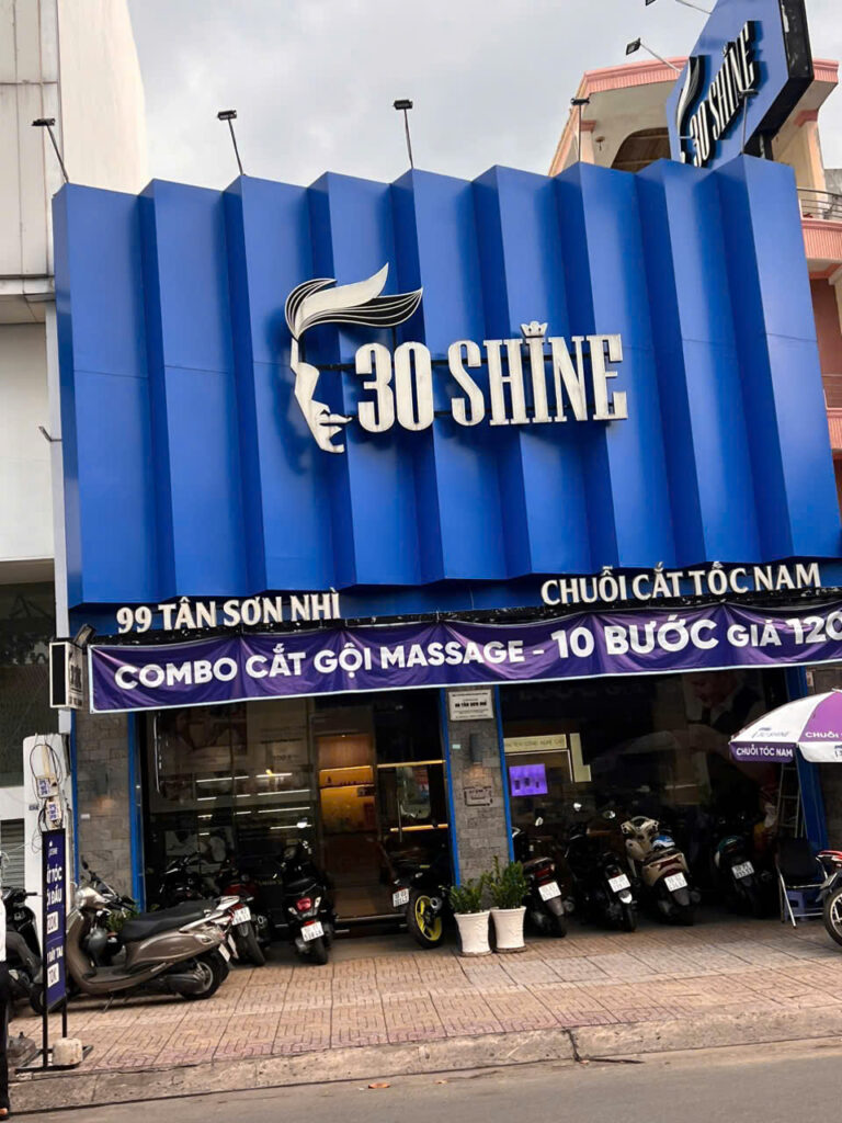 Làm bảng hiệu alu đẹp ở Quận Tân Bình – Sang trọng, bền đẹp, thi công nhanh!