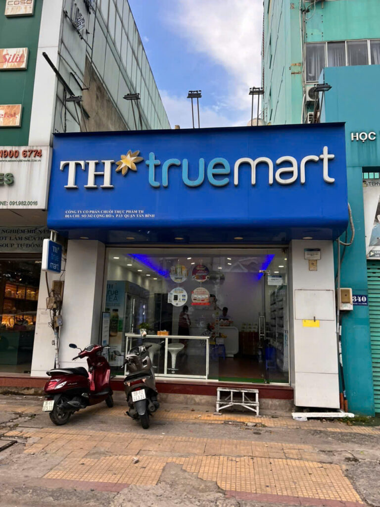Làm bảng hiệu hộp đèn tại Tân Bình – Sáng đẹp cả ngày lẫn đêm, giá thi công hợp lý!