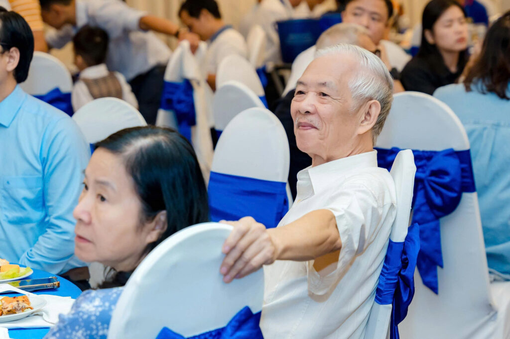 HỘI THAO AD&FUN WEEK 2025 – GIẢI BÓNG ĐÁ – MỞ RỘNG – CÚP MINH HIẾU