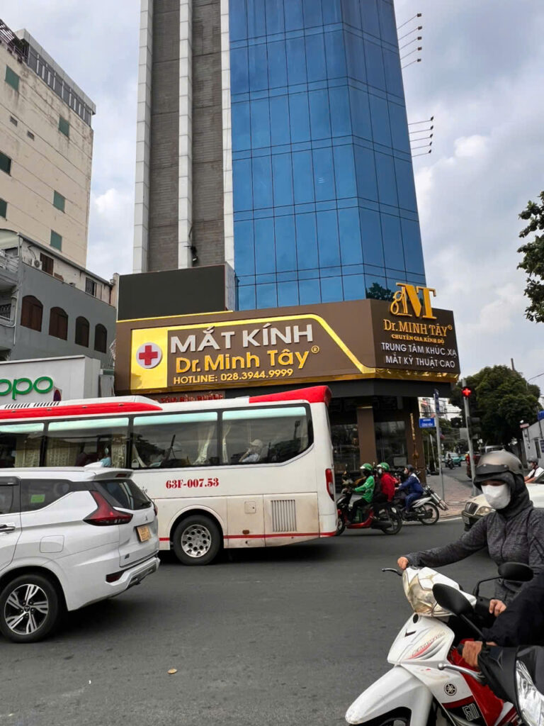 MẮT KÍNH DR. MINH TÂY