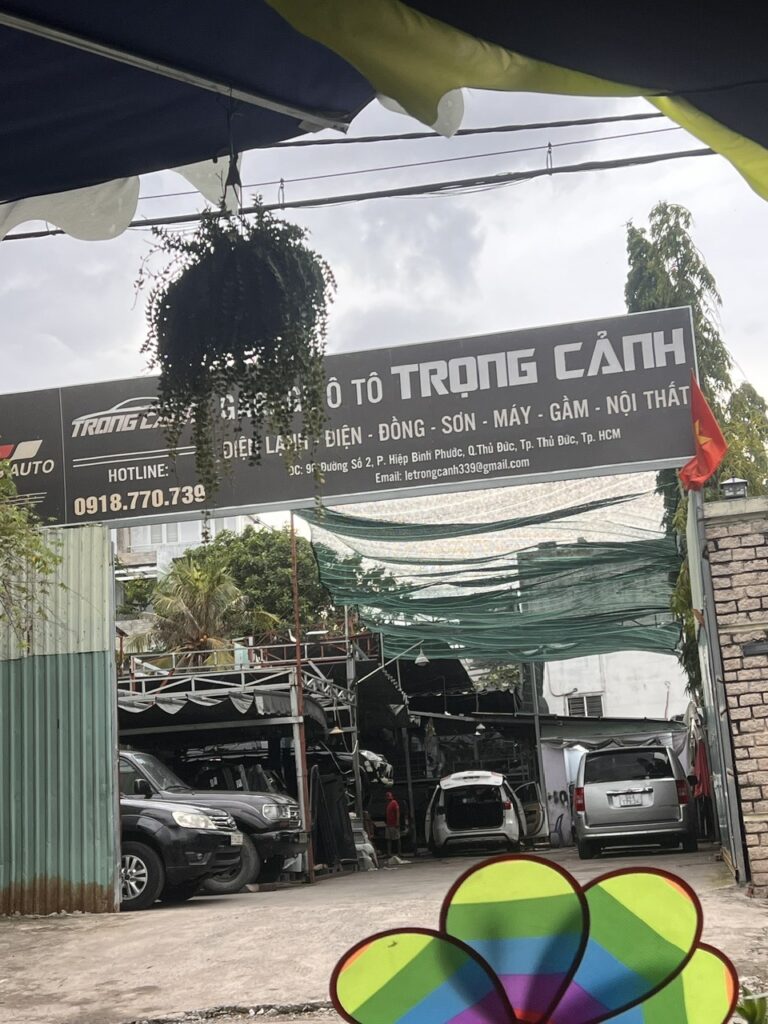 GARAGE Ô TÔ TRỌNG CẢNH