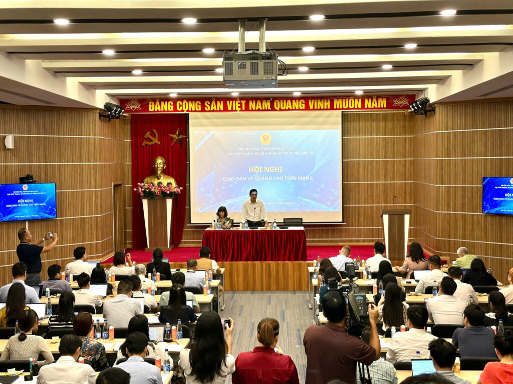 QUẢNG CÁO TRÊN MẠNG 2025
