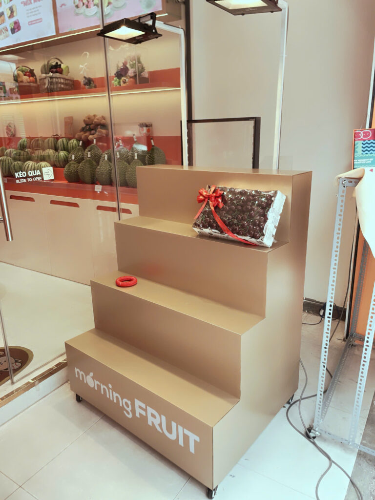 KỆ ALU TRƯNG BÀY SẢN PHẨM SAU ALU 