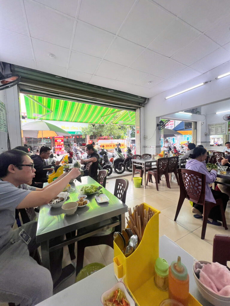 BÚN CHẢ HÀ NỘI VÂN ANH 2 BÚN CHẢ HÀ NỘI VÂN ANH, TAN BÌNH , NGUYEN TRONG TUYỂN, HCM