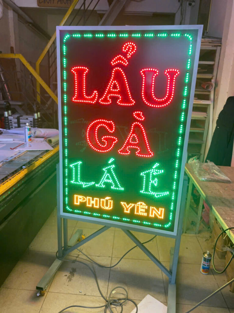 Biển Nhấp Nháy Trước Quán, QUANG CAO LINH ANH THI CONG ,21 GO XOAI , QUAN BINH TAN