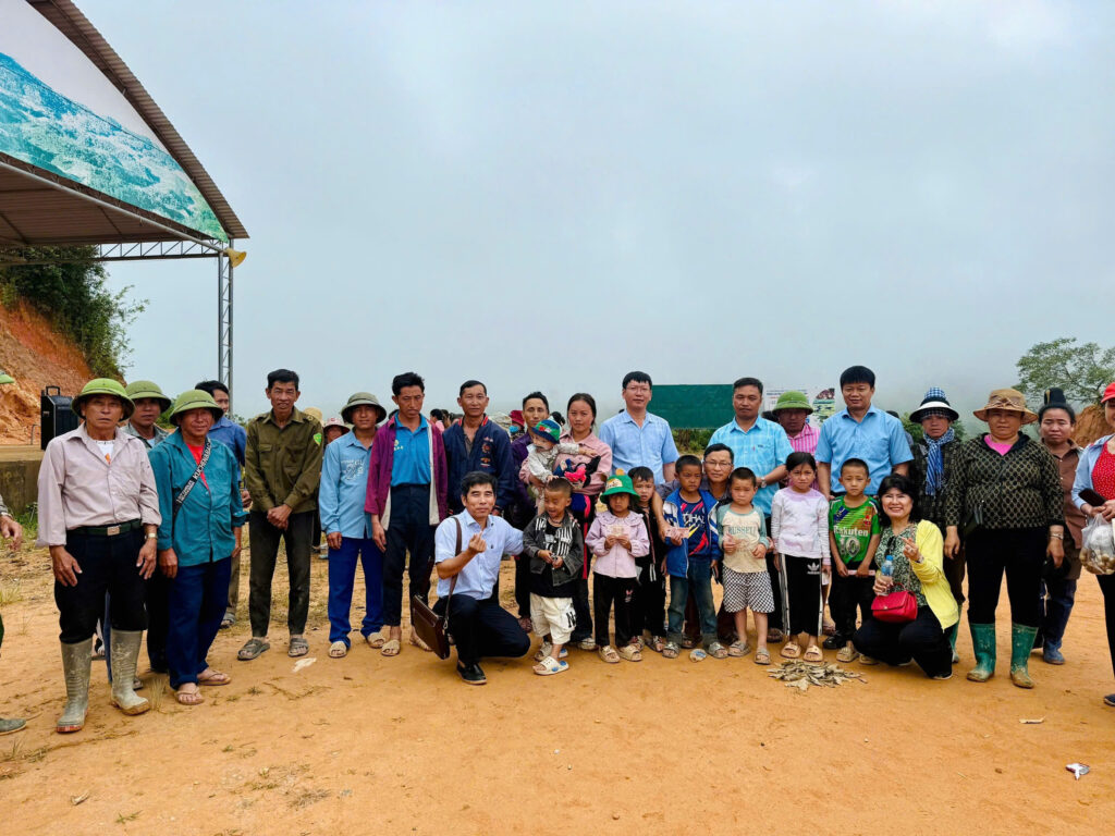 CHUNG TAY HƯỚNG VỀ ĐỒNG BÀO XÃ TÌA ĐÌNH – ĐIỆN BIÊN