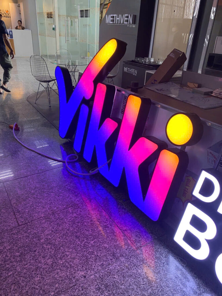 Sửa Chữa Bảng Hiệu Chữ Nổi Inox 2 z6953682459068 8a5355f992308a8836c423bcbc3bc8a2