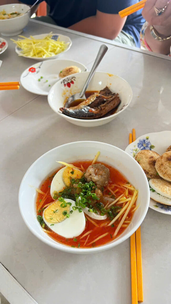 Bánh Căn Lân Nguyệt , Tp. Phan Thiết 
