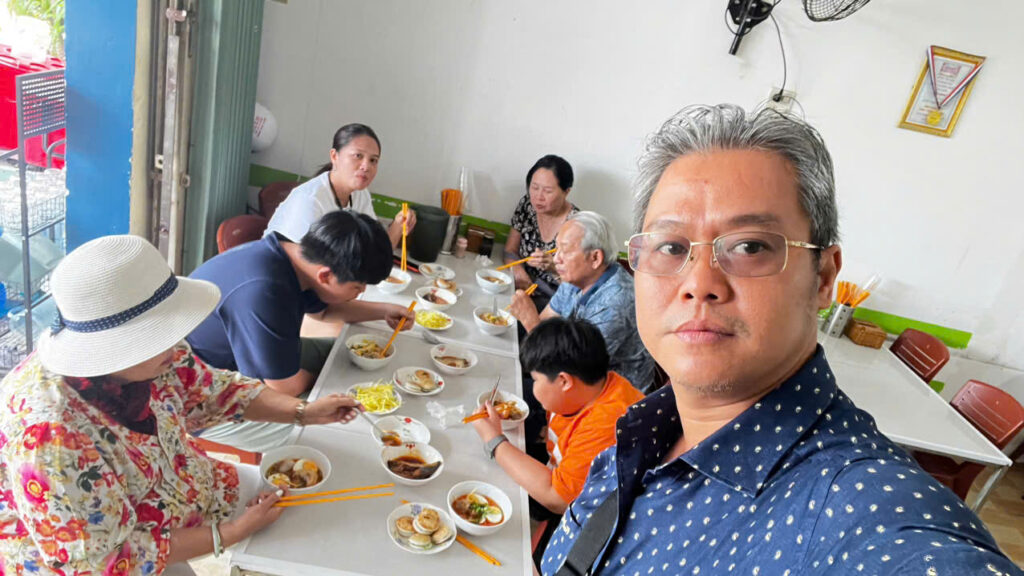 Bánh Căn Lân Nguyệt , Tp. Phan Thiết 