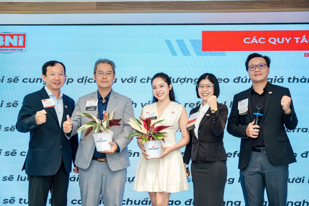 Quảng Cáo Linh Anh tái gia nhập BNI Confidence 2 Quảng Cáo Linh Anh tái gia nhập BNI Confidence