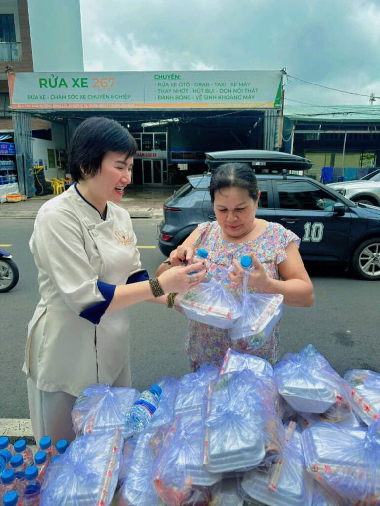 Phương Hoa Spa – Lan Tỏa Yêu Thương!!