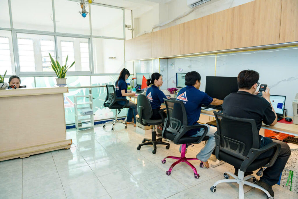 Thi công bảng hiệu quảng cáo tại TP.HCM – Quảng Cáo Linh Anh