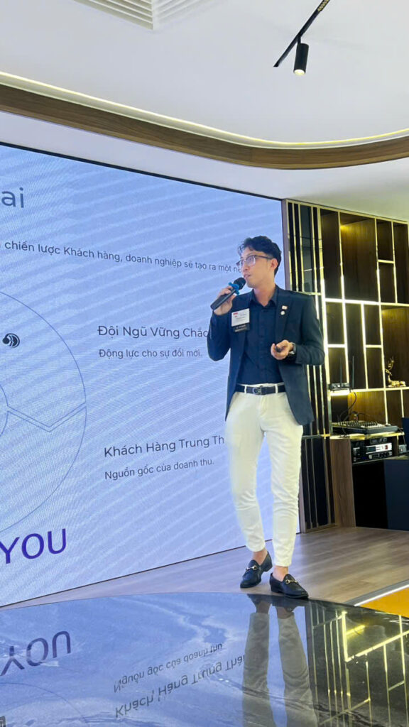 Diễn giả Tăng Minh Phong – Phương pháp đột phá doanh thu cho doanh nghiệp
