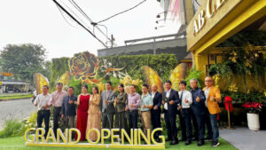 KHAI TRƯƠNG SHOWROOM THỜI TRANG AB CLASSIC- THI CONG QUANG CAO LINH ANH