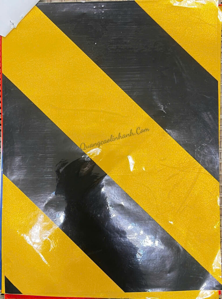 Decal Phản Quang - Linh Anh