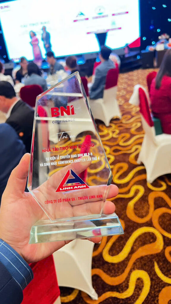 LINH ANH – NHÀ TÀI TRỢ KIM CƯƠNG BNI CONFIDENCE 4 LINH ANH – NHÀ TÀI TRỢ KIM CƯƠNG BNI CONFIDENCE