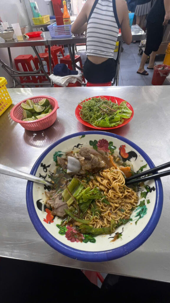 BÚN BÒ NGỌC NHÂN- TÂN BÌNH 3 BÚN BÒ NGỌC NHÂN- TÂN BÌNH