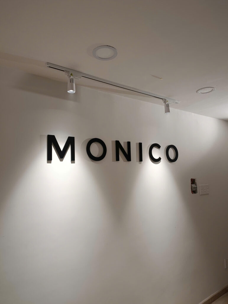 QUẢNG CÁO LINH ANH HOÀN THIỆN,THI CÔNG BẢNG HIỆU MONICO, TP.HCM 3 QUẢNG CÁO LINH ANH HOÀN THIỆN,THI CÔNG BẢNG HIỆU MONICO, TP.HCM