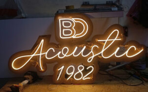 THI CÔNG ĐÈN LED DÂY BIỂN HIỆU, PHÒNG TRÀ, KHÁCH HÀNG ĐẮK LẮK, QC LINH ANH TP.HCM