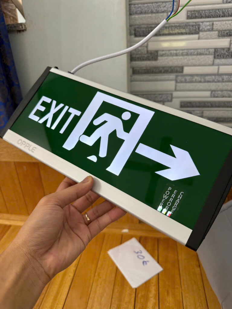 NHÀ CUNG CẤP ĐÈN LED THOÁT HIỂM CHẤT LƯỢNG, TẠI QUẬN TÂN BÌNH, TP.HCM