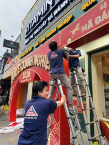 THI CÔNG TRANG TRÍ TẾT 2026, CHO SIÊU THỊ VITAMIN HOUSE, TP.HCM