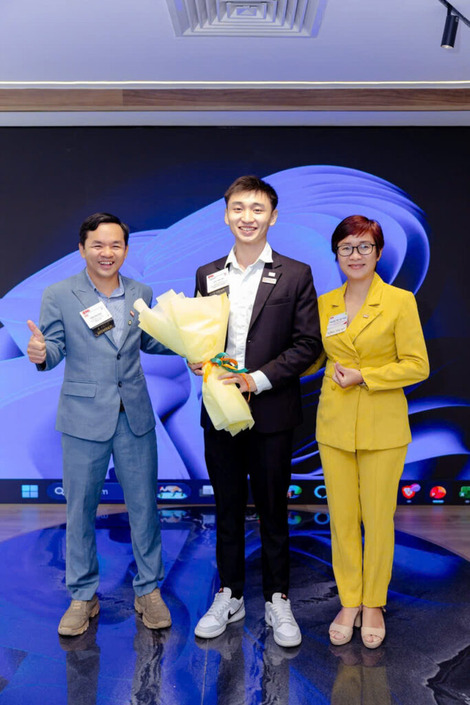 Ms. Trương T. Mỹ Hà , CEO Công ty Luật Đại Tín Phát, Tp.HCM 3 z7290674188435 80cae5bbe96d123f4055889121f087d5