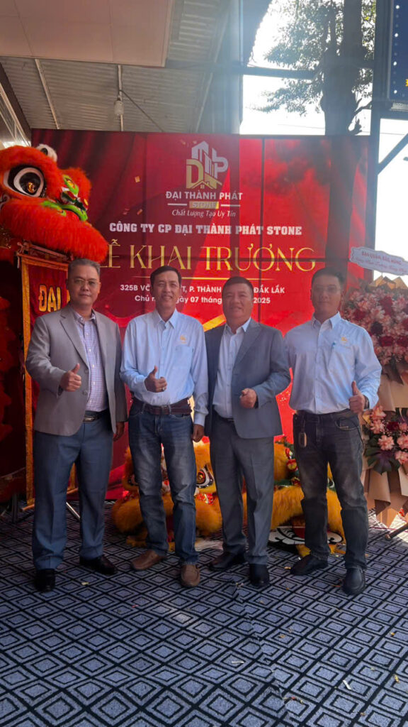 LỄ KHAI TRƯƠNG CÔNG TY CP ĐẠI THÀNH PHÁT, Buôn Ma Thuột, Đắk Lắk 1 z7303442841174 43a335bfc811a719d7ebd8fa3495efbf