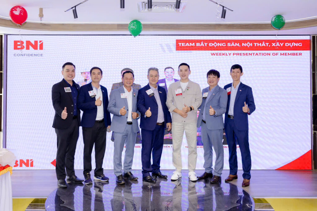 TRANG TRÍ NOEL & TẾT CHO DOANH NGHIỆP, THI CÔNG QUẢNG CÁO LINH ANH 