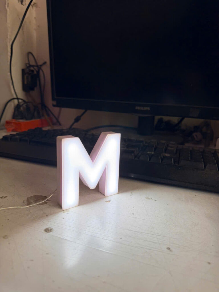 Chữ Đèn LED Mini Cài , Quay Video Quảng Cáo TP.HCM | Quảng Cáo Linh Anh 2 z7347258427404 d9479e66df2db6cc24116ecb2ce35cc4