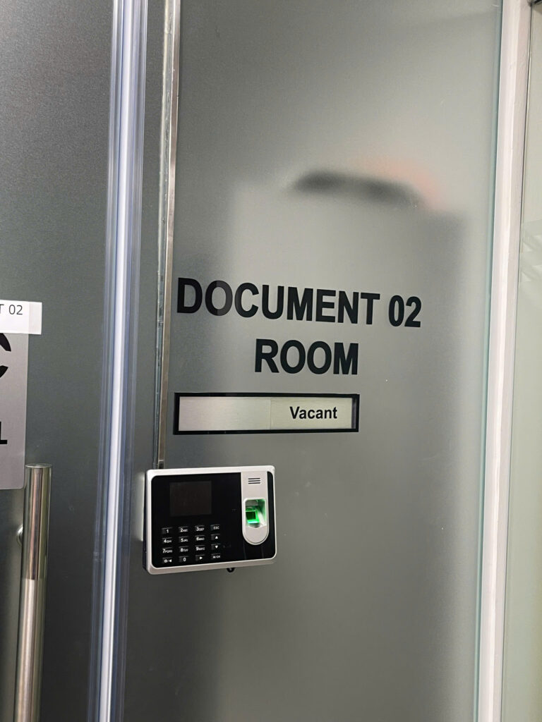 z7383846868136 5abdc7f17f917bd9931f38b60a1c6056