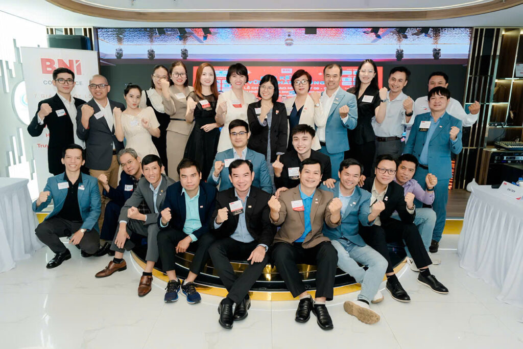 BNI Confidence Chapter Tri Ân Nhà Tài Trợ Hiện Vật,Quảng Cáo Linh Anh, tp.HCM 4 BNI Confidence Chapter Tri Ân Nhà Tài Trợ Hiện Vật,Quảng Cáo Linh Anh, tp.HCM