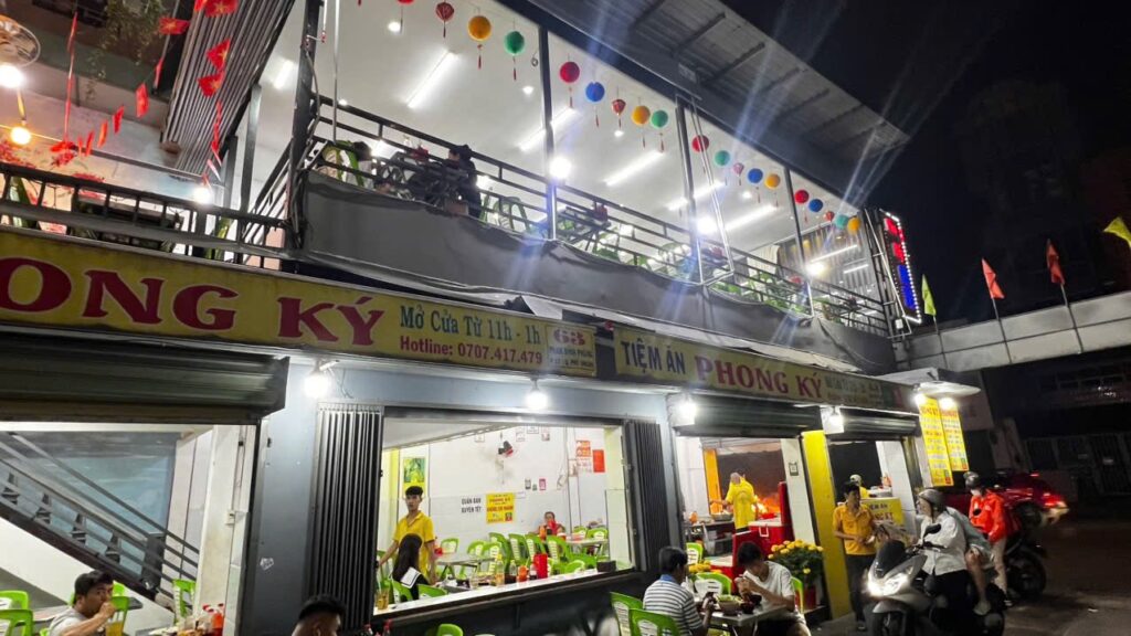 Tiệm Ăn Phong Ký – Quán Hoa Bình Dân Đông Khách Tại TP.HCM