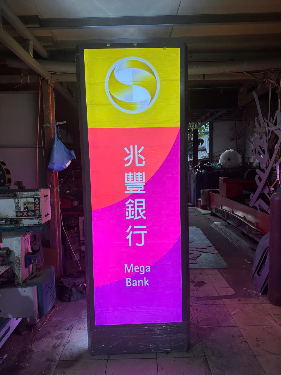 Hộp Đèn 3 Mặt Tại Phường Sài Gòn, QUẢNG CÁO LINH ANH