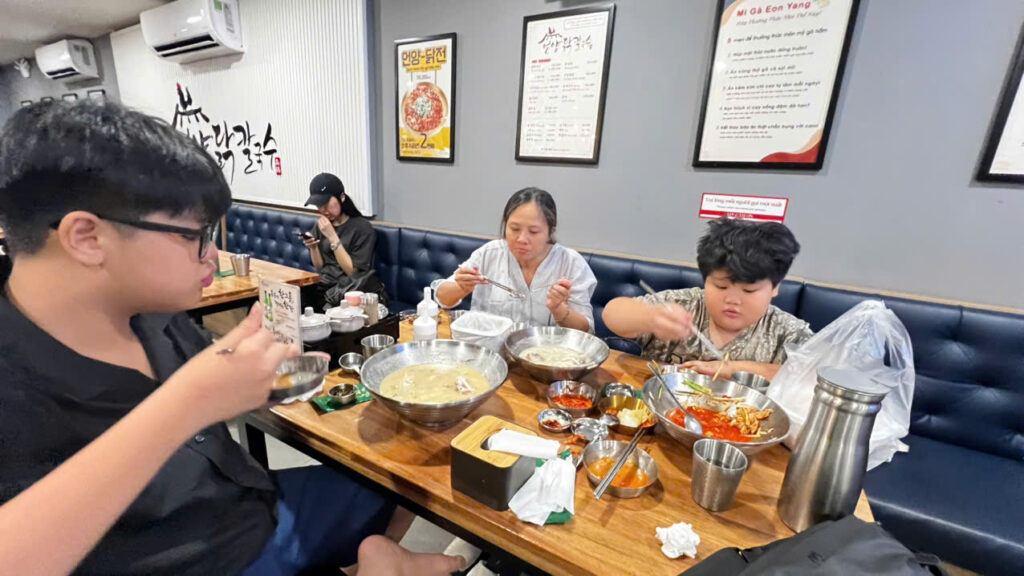 Mì Lạnh Hàn Quốc- Quận 2, Tp.HCM 3 z7547236434249 32a681e8d6e1e3049cbaafeadec9db6e