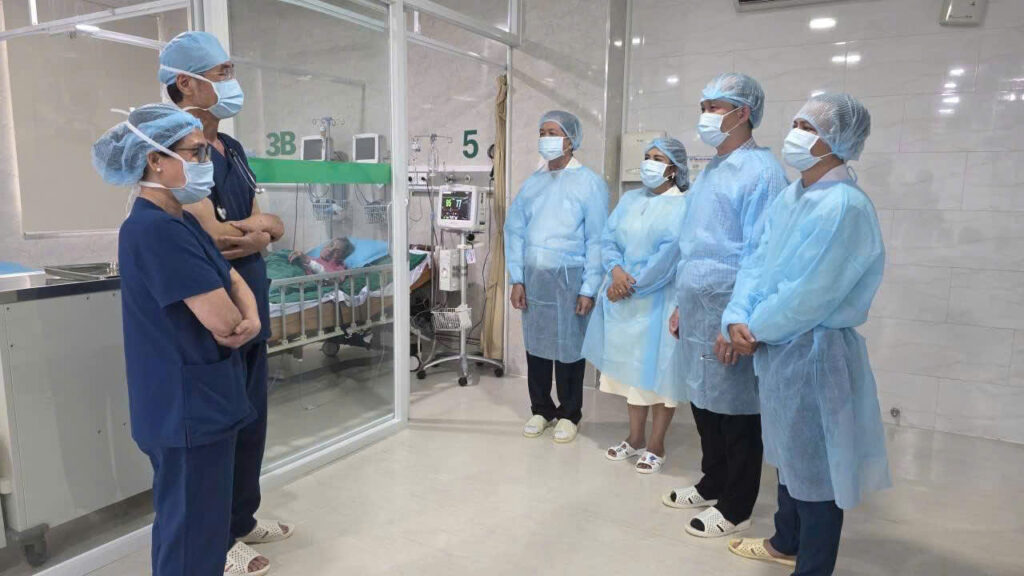 Hội Doanh Nghiệp Phường Tân Sơn Hòa Thăm Bệnh Viện Sài Gòn ITO, Nhân Ngày Thầy Thuốc Việt Nam 27/2