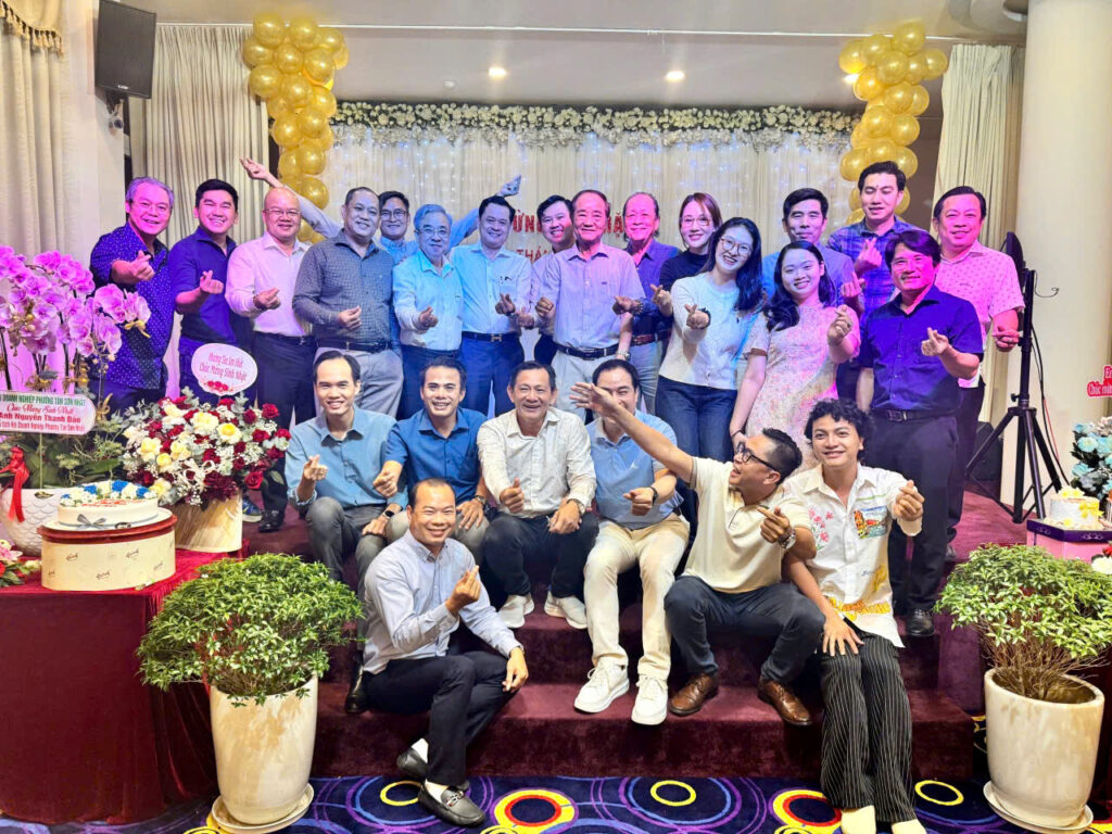 Anh Em BCH HAA Chúc Mừng Sinh Nhật Anh Đảo, Chủ Tịch Hội Quảng Cáo TP.HCM