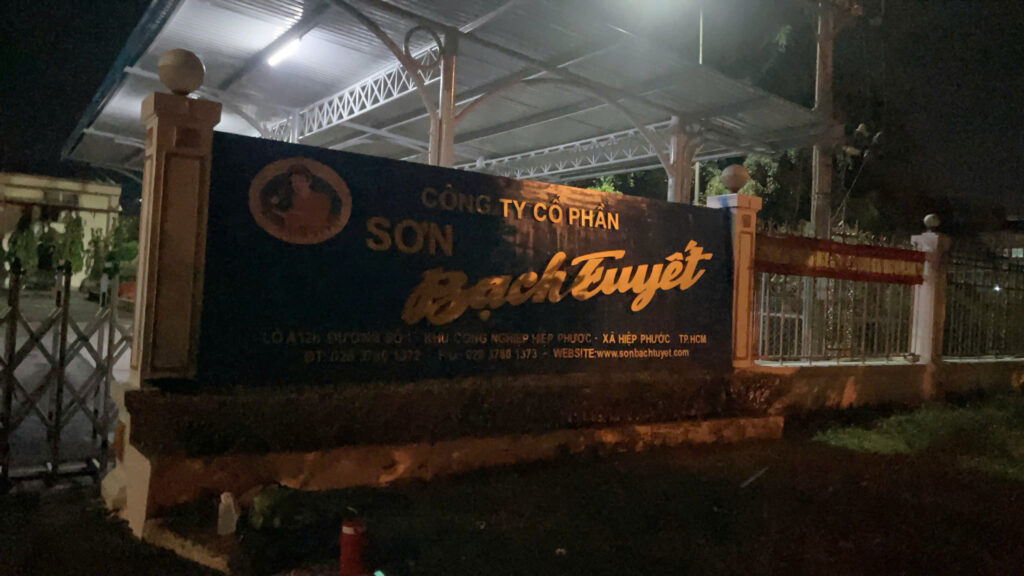 Thi Công Chữ Nổi Tôn Sơn Hiệu Ứng Kim Loại, Cho Bảng Hiệu Sơn Bạch Tuyết , Tại KCN Hiệp Phước 4 z7947558238927 22736569de388401295b88bd4204bb7a