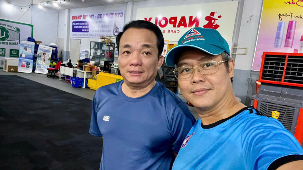 Quảng Cáo Linh Anh trân trọng cảm ơn Anh Dương Quốc Trị , Chủ tịch Nhà Sách Nhân Văn ,TP.HCM 2 Quảng Cáo Linh Anh trân trọng cảm ơn Anh Dương Quốc Trị , Chủ tịch Nhà Sách Nhân Văn ,TP.HCM