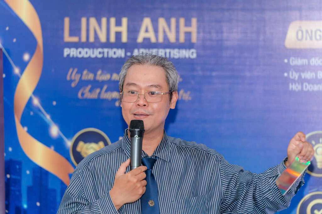 Hội Doanh Nghiệp Phường Tân Sơn Hòa, Thăm Doanh Nghiệp Quảng Cáo Linh Anh, TP.HCM 3 z7999214234520 4ef18680063fd4926a0d4f6ba90c5810