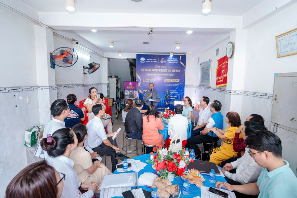 Hội Doanh Nghiệp Phường Tân Sơn Hòa, Thăm Doanh Nghiệp Quảng Cáo Linh Anh, TP.HCM 2 z7999214244636 7a2974725274ee282cf0927d38996350