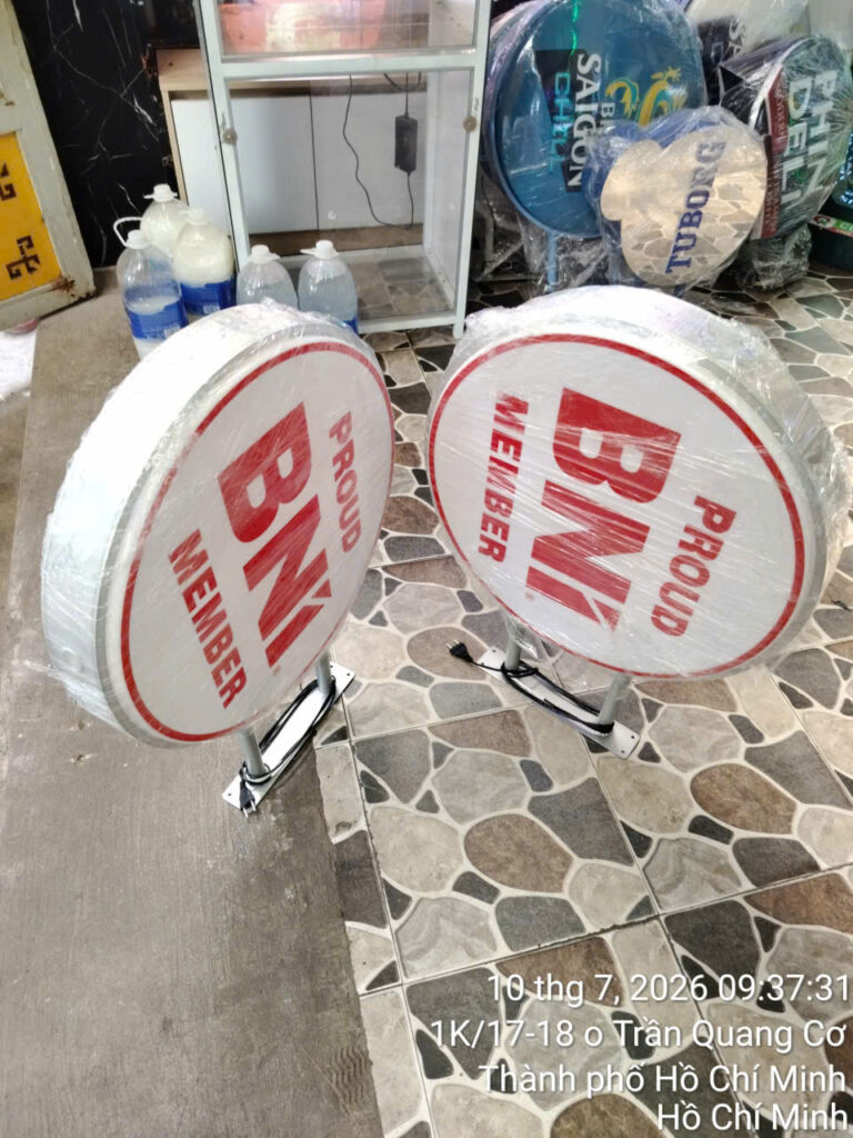 Thi công bảng vẫy BNI, cho các thành viên doanh nghiệp BNI, tại TP.HCM. 5 z8026712111667 2d8e9e29c24d4763697234a8f7ece6ed