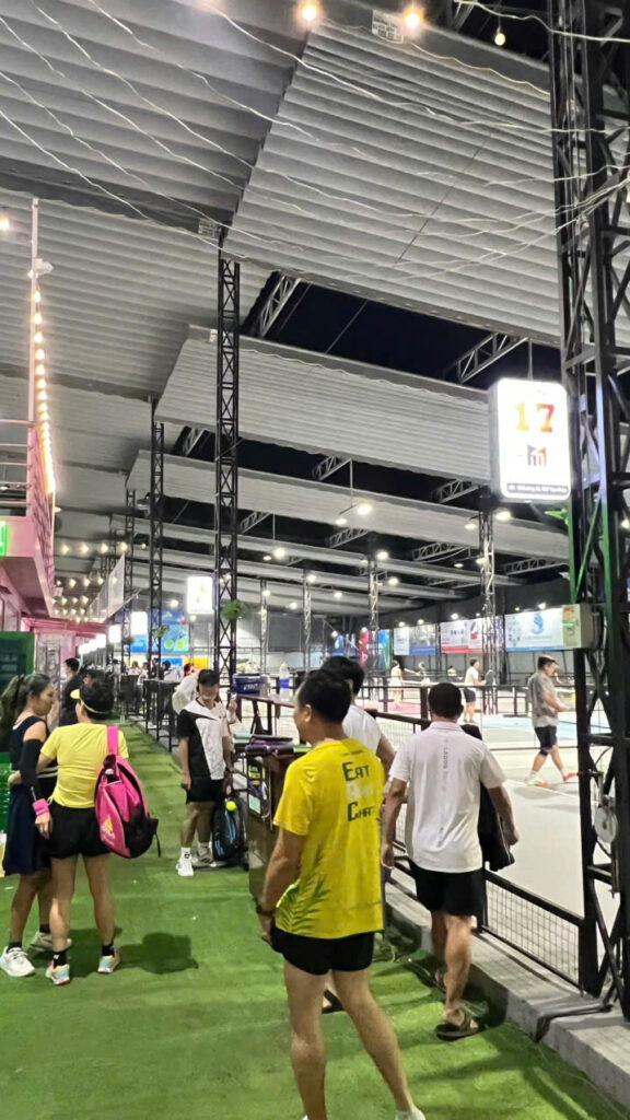 Chuyên làm bảng vẫy, số thứ tự sân Pickleball hộp đèn 30x50cm, tại TP.HCM 5 1787228612334 2012465878701460028 g3446957122316027143 08e2837e278dec4e95651d007af41102