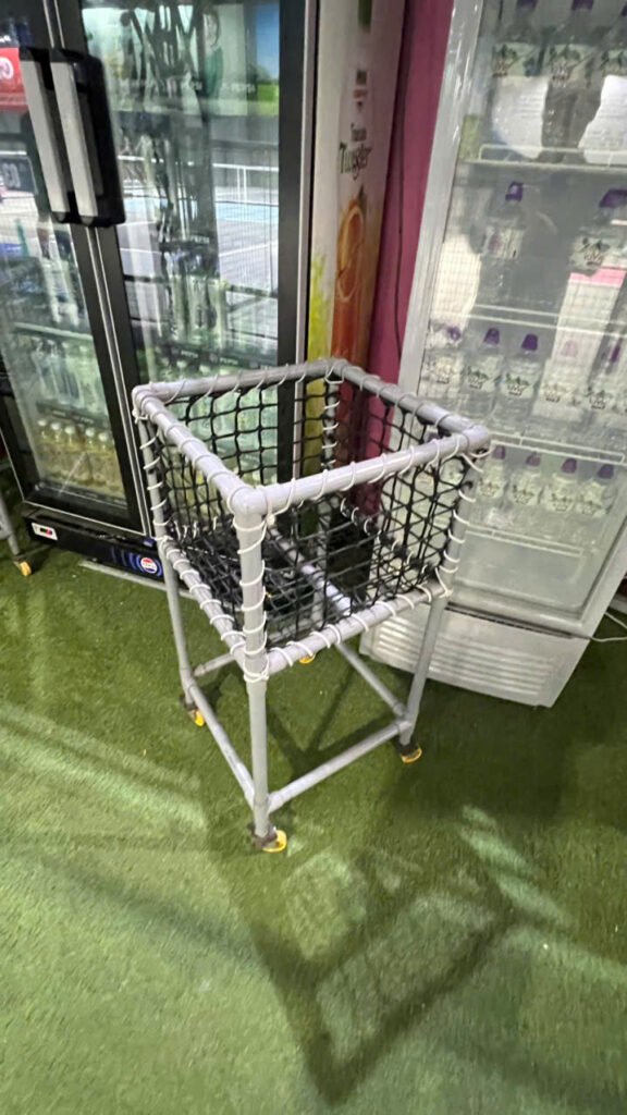 Rổ Đựng Bóng Tập Pickleball Có Bánh Xe , Gọn Nhẹ, Tiện Lợi, TP.HCM 1 1787228708812 2012465878701460028 g3446957122316027143 a2aa4b9f18163c5c163c590c72b10246