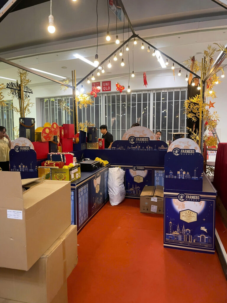 Quảng Cáo Linh Anh Thi Công, Gian Hàng Trung Thu Farmers Market 2026, TP.HCM 4 1787252332869 1355619842196667905 g5677739442197379354 cf5ce464e34b4456c8cee73f69960a45