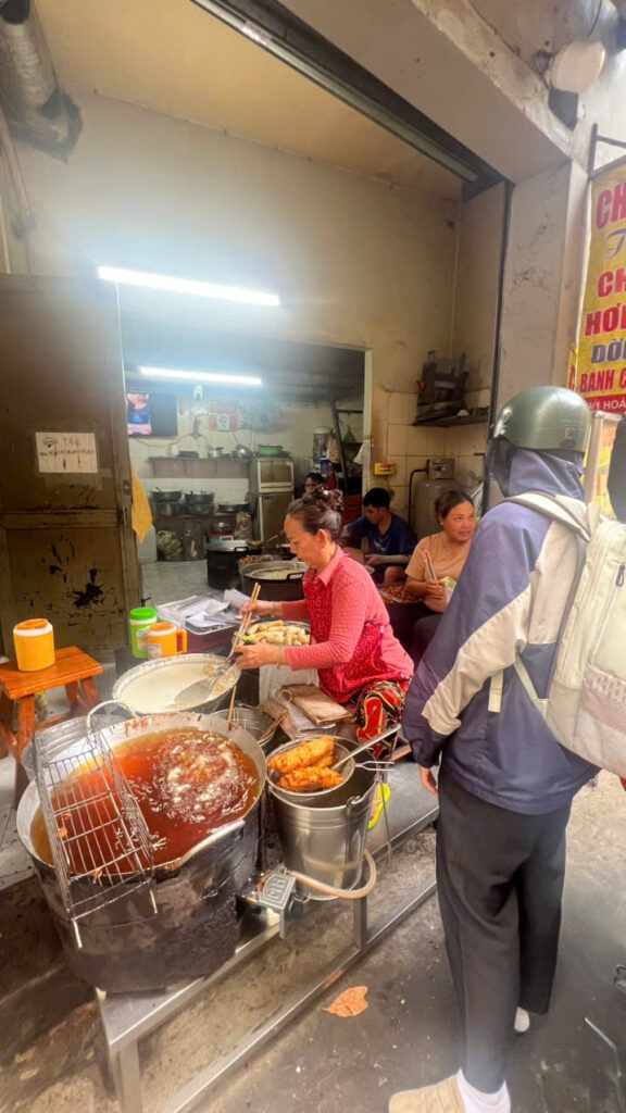 Chuối Chiên Tám Thu, Hoàng Văn Thụ, Phường 8, quận Phú Nhuận, TP.HCM 2 1787385248253 2012465878701460028 g3446957122316027143 b1079b86281f6f75edd2f83c68286141