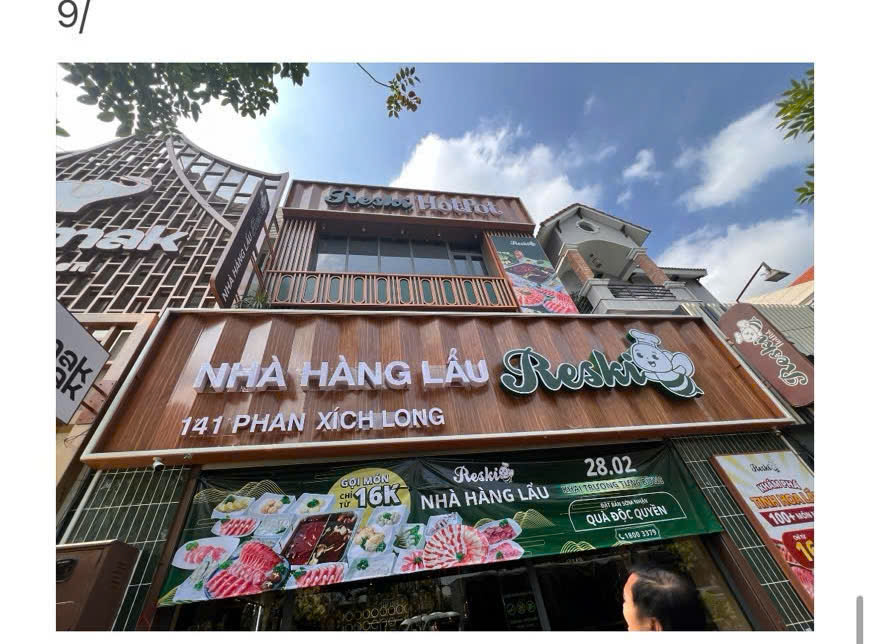 Sửa Chữ Đèn Bị Bong Decal, Trên Cao Tại TP.HCM 2 1788492833823 2012465878701460028 7245261906000958557 3cbe4cb6326622a73d9529f869b23127