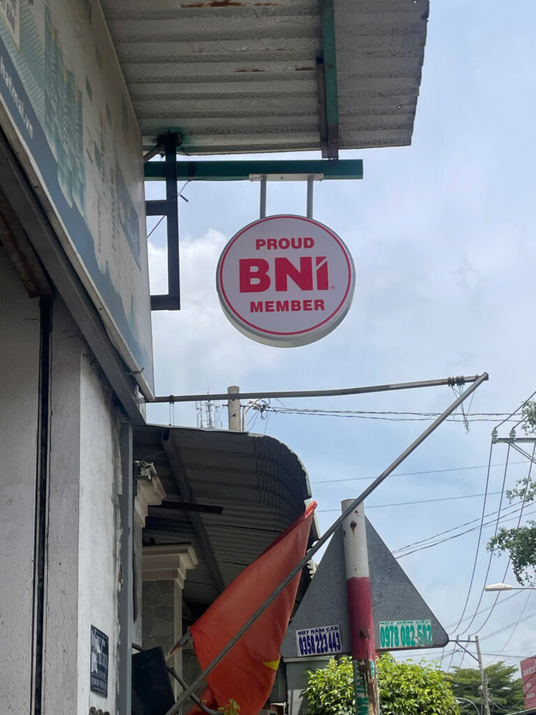 Thi công bảng hiệu công ty, hộp đèn vẫy BNI tại , Quận 12, tp.HCM 1 1788580832680 641376176315191863 g5677739442197379354 f8e9b6af637a76659bdeafa785277b07