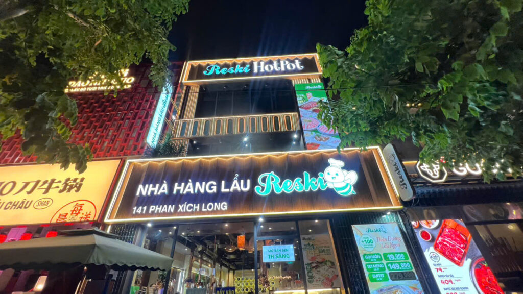 Sửa Chữ Đèn Bị Bong Decal, Trên Cao Tại TP.HCM 3 1788658321814 2012465878701460028 g3446957122316027143 c225838b906e09cdce523541f1ecd374