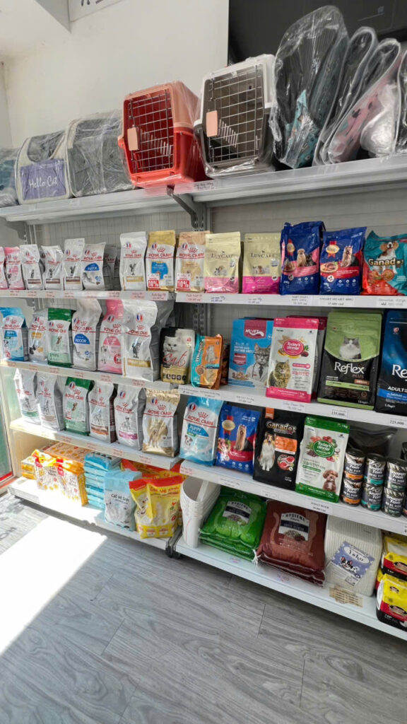 SAMI Pet Clinic gần chợ Phạm Văn Hai, phường Tân Sơn Hòa, TP.HCM 5 1788792207864 2012465878701460028 g3446957122316027143 cfbb30492d74bec8781756d0dd408556